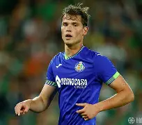 皇马主场击败贝蒂斯，争冠占优(皇马主场击败贝蒂斯,争冠占优位的是谁)